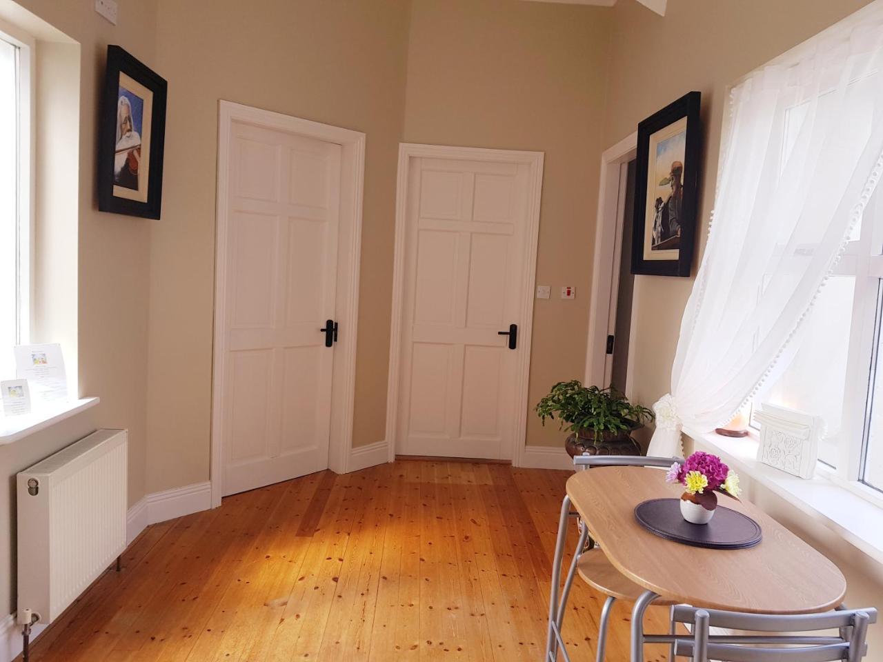 Alderwood House Bed & Breakfast Касълмейн Екстериор снимка